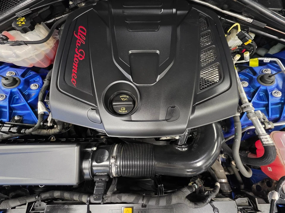 2021 Alfa Romeo Giulia - Image 3 of 31