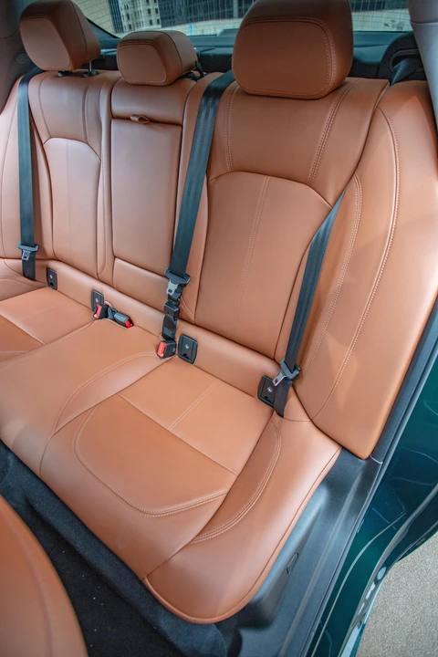 2021 Alfa Romeo Giulia - Image 27 of 31