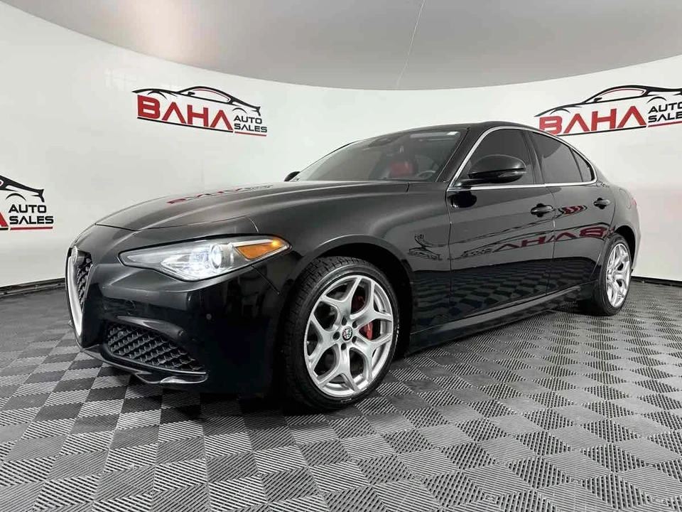 2021 Alfa Romeo Giulia - Image 2 of 21