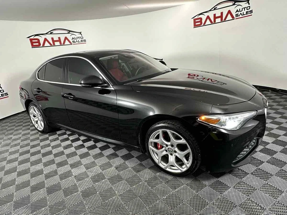 2021 Alfa Romeo Giulia - Image 11 of 21
