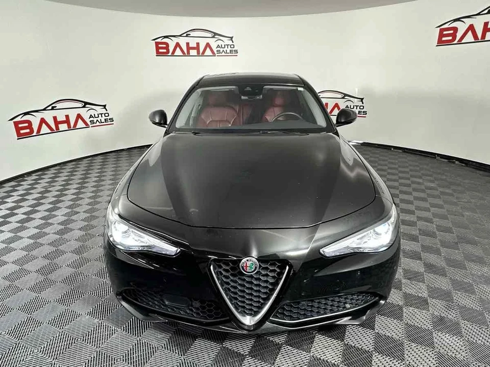 2021 Alfa Romeo Giulia - Image 13 of 21