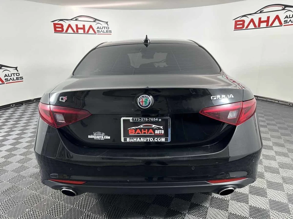 2021 Alfa Romeo Giulia - Image 7 of 21