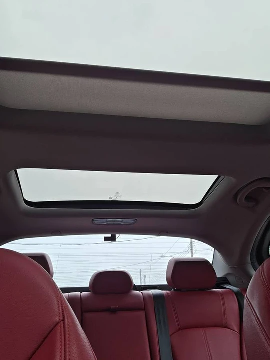 2021 Alfa Romeo Giulia - Image 8 of 12