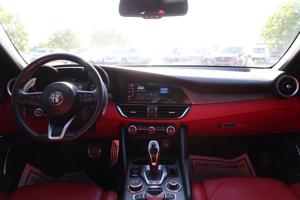 2021 Alfa Romeo Giulia - Image 13 of 19