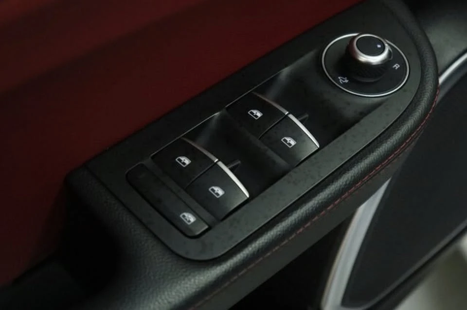 2021 Alfa Romeo Giulia - Image 20 of 20