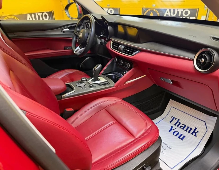 2021 Alfa Romeo Stelvio - Image 13 of 16