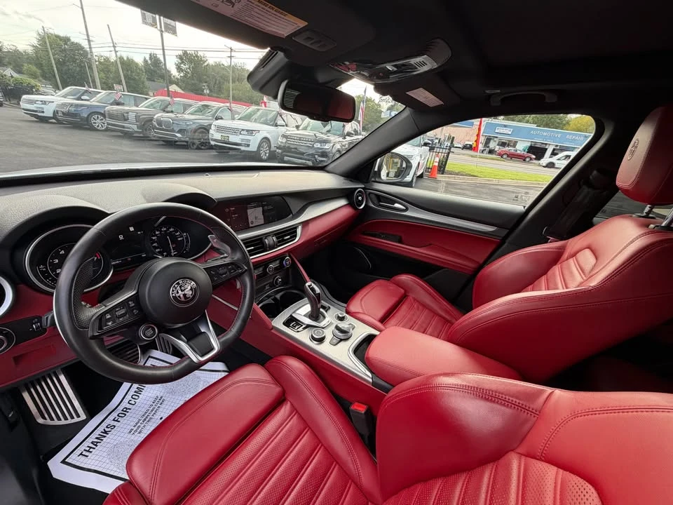 2021 Alfa Romeo Stelvio - Image 10 of 20