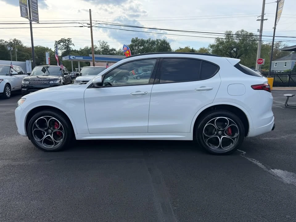 2021 Alfa Romeo Stelvio - Image 8 of 20
