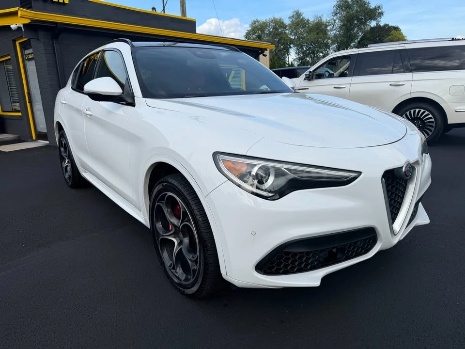 2021 Alfa Romeo Stelvio - Image 4 of 20