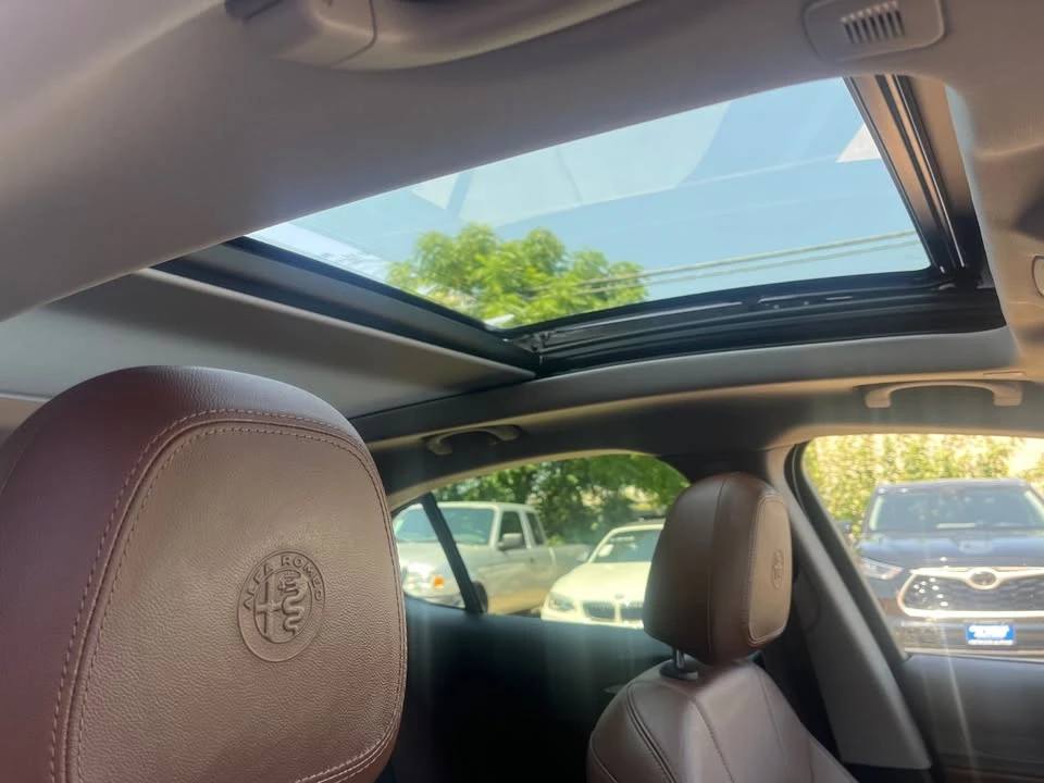 2021 Alfa Romeo Stelvio - Image 10 of 13