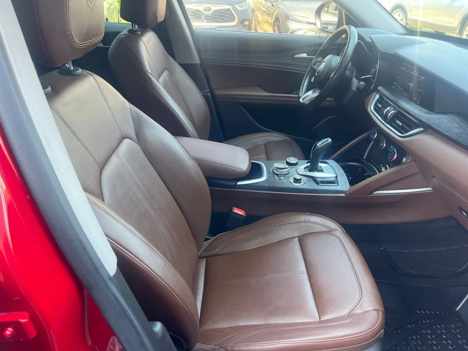 2021 Alfa Romeo Stelvio - Image 9 of 13