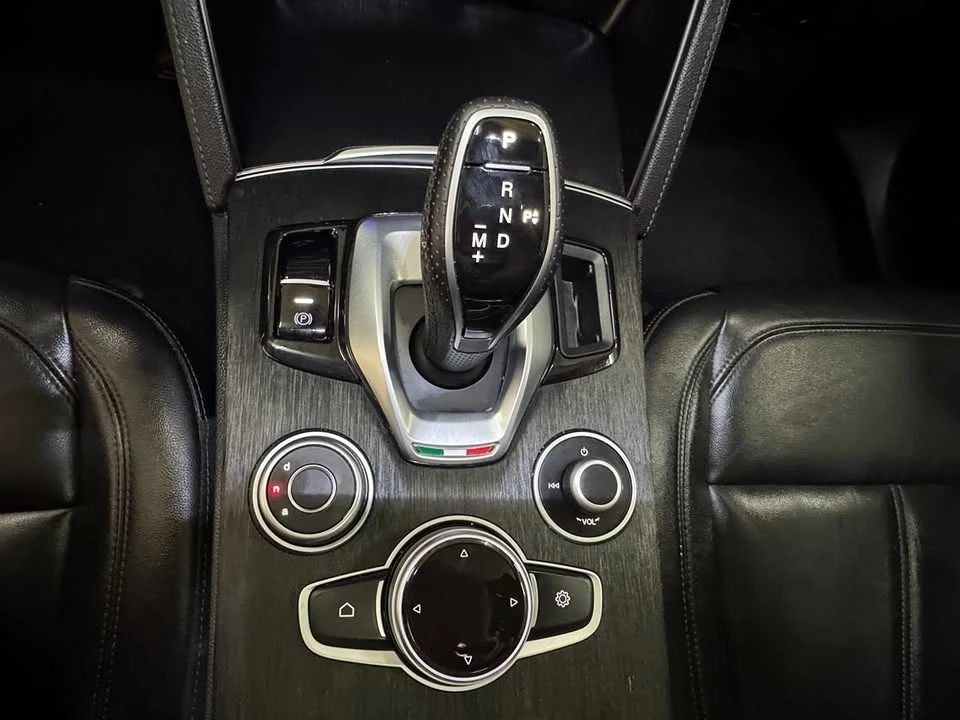 2021 Alfa Romeo Stelvio - Image 20 of 20
