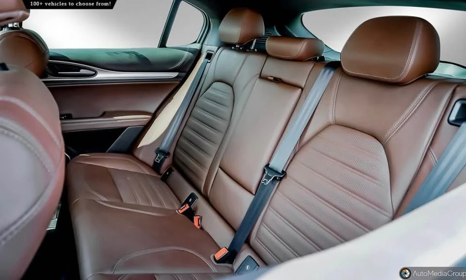 2021 Alfa Romeo Stelvio - Image 4 of 5