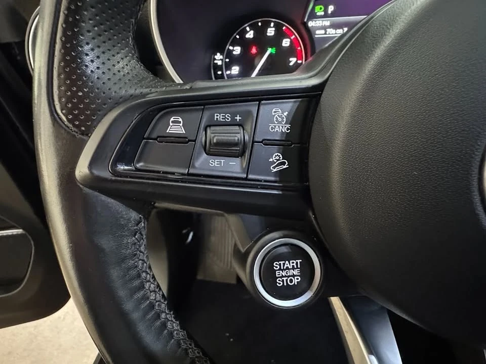 2021 Alfa Romeo Stelvio - Image 15 of 20