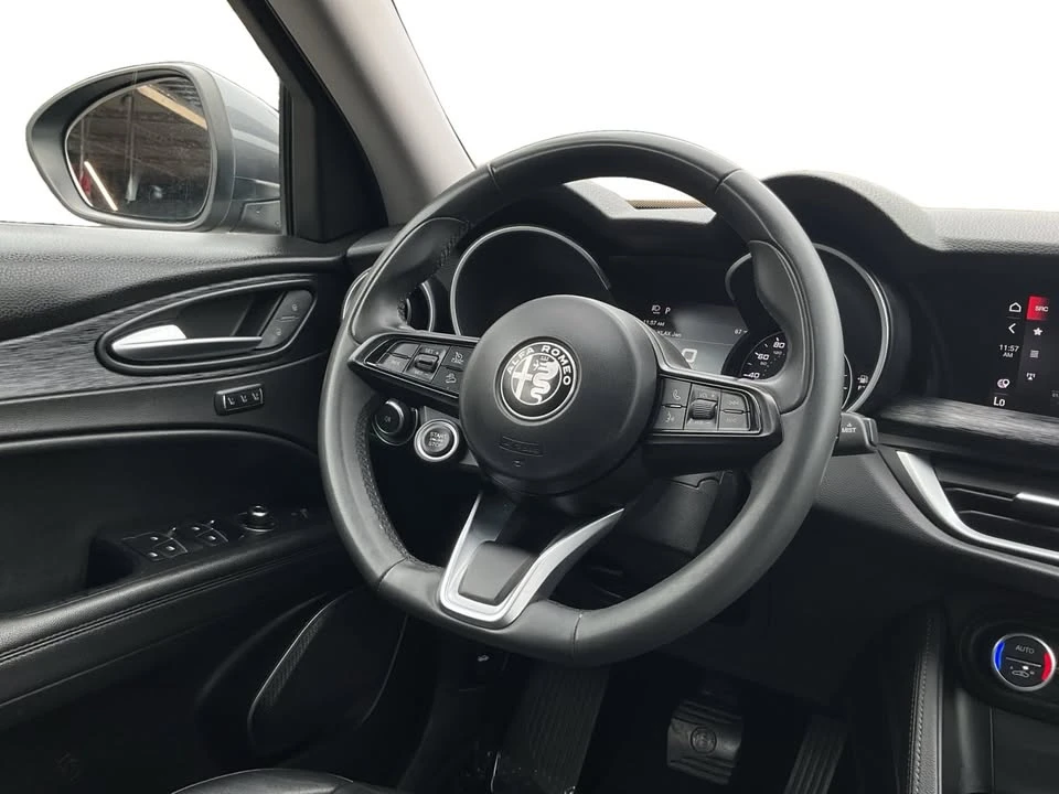 2021 Alfa Romeo Stelvio - Image 12 of 20