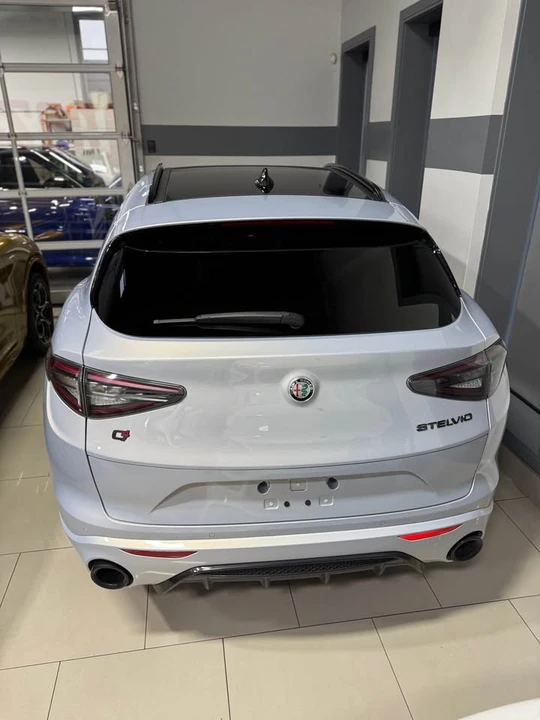 2021 Alfa Romeo Stelvio - Image 2 of 6