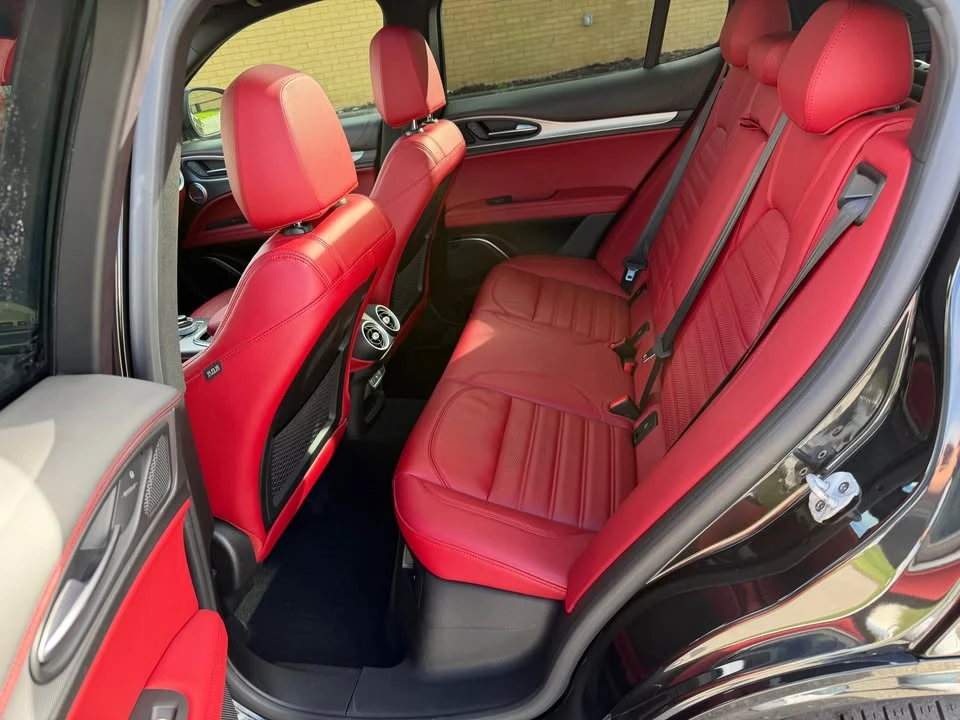 2021 Alfa Romeo Stelvio - Image 8 of 20