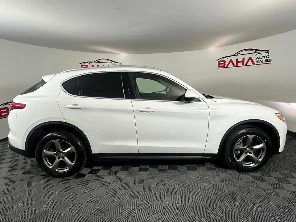 2021 Alfa Romeo Stelvio - Image 10 of 20