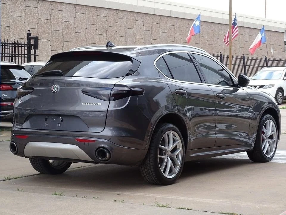 2021 Alfa Romeo Stelvio - Image 5 of 16
