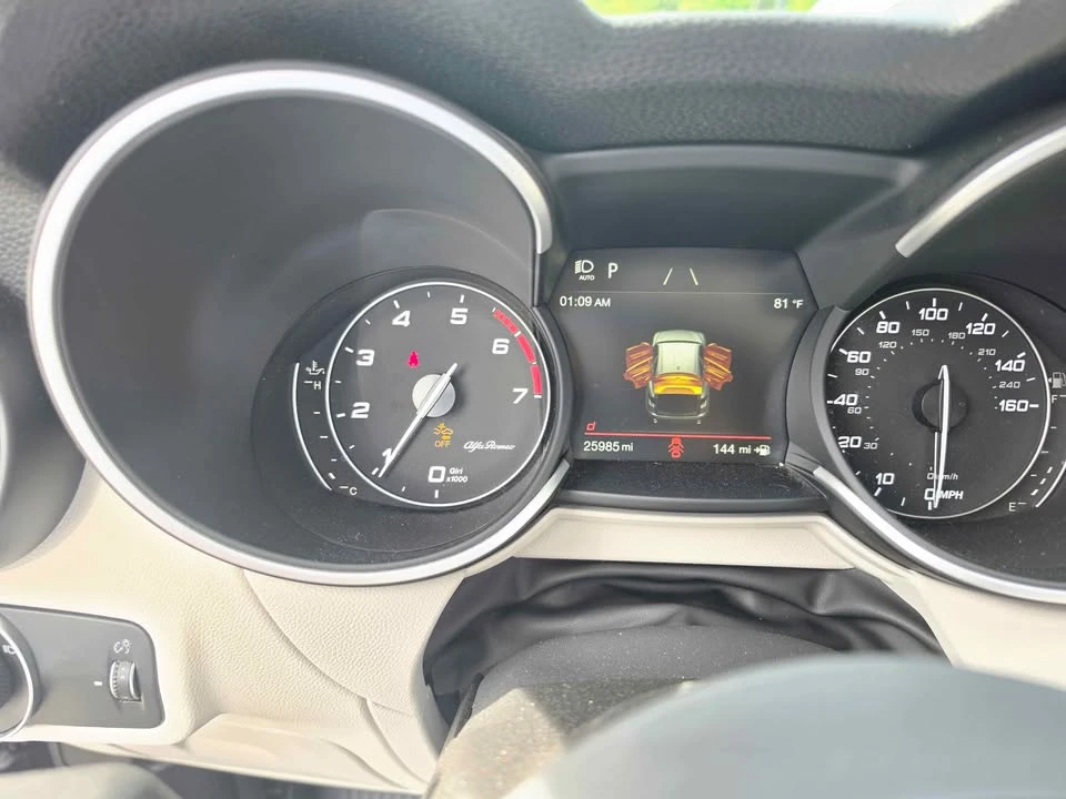 2021 Alfa Romeo Stelvio - Image 11 of 14