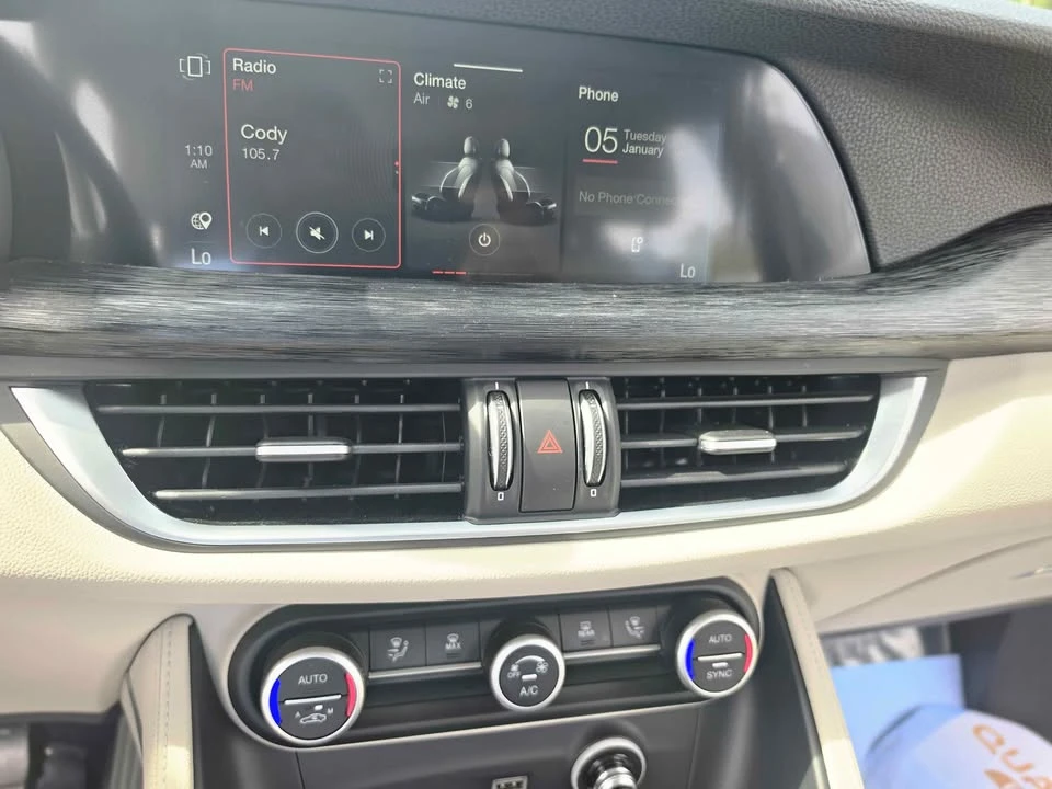 2021 Alfa Romeo Stelvio - Image 9 of 14