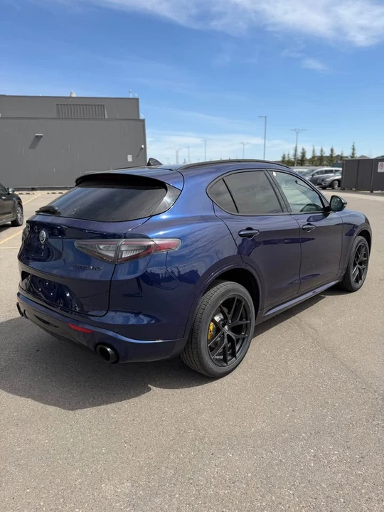 2021 Alfa Romeo Stelvio - Image 4 of 11