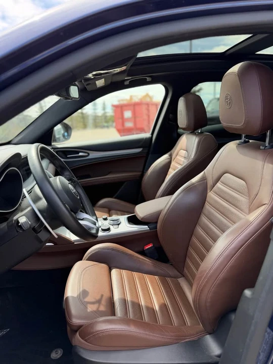 2021 Alfa Romeo Stelvio - Image 6 of 11
