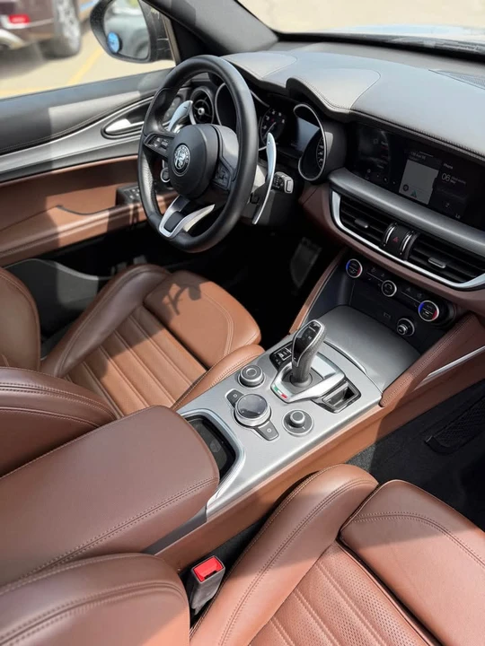 2021 Alfa Romeo Stelvio - Image 9 of 11