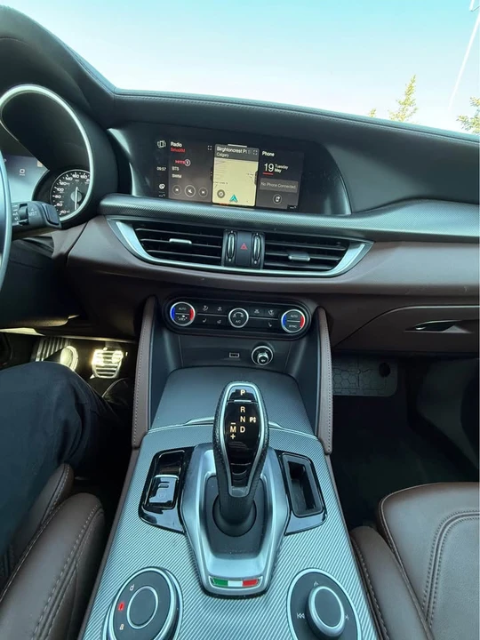 2021 Alfa Romeo Stelvio - Image 10 of 12