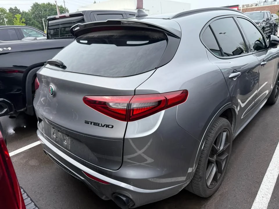 2021 Alfa Romeo Stelvio - Image 5 of 10