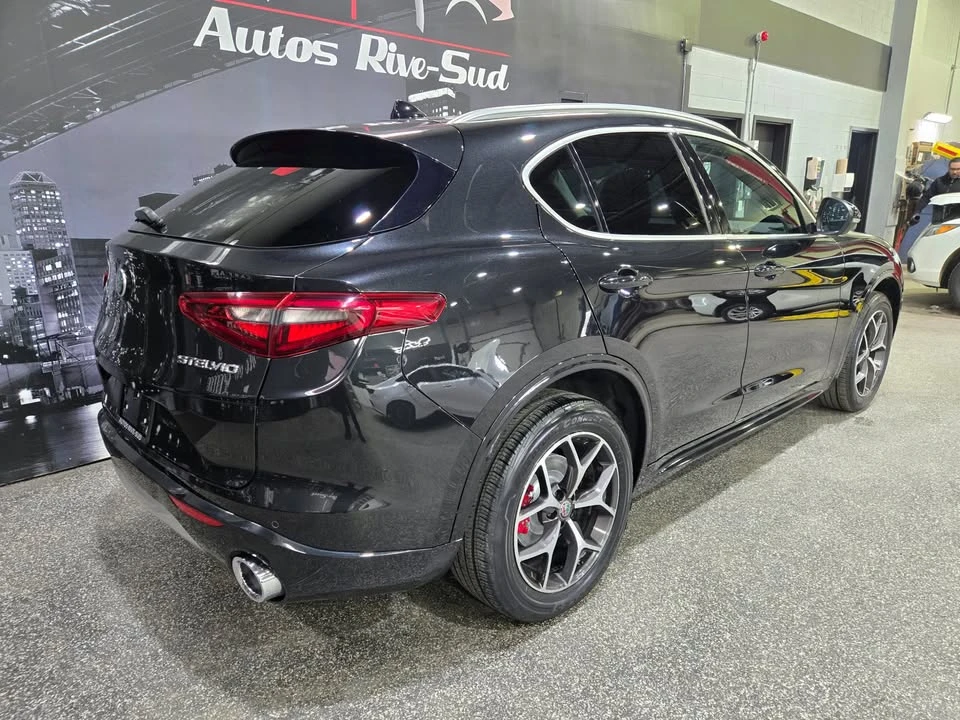 2021 Alfa Romeo Stelvio - Image 5 of 15