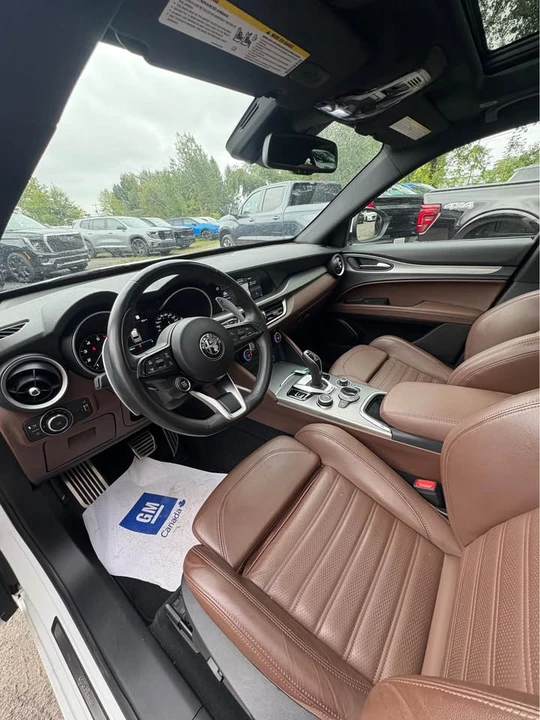 2021 Alfa Romeo Stelvio - Image 9 of 18