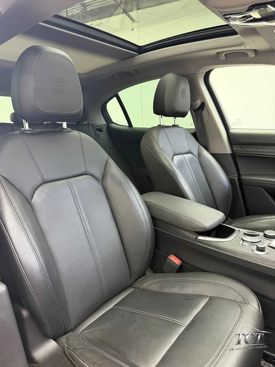2021 Alfa Romeo Stelvio - Image 7 of 8