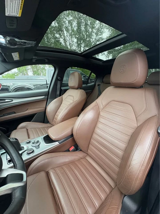 2021 Alfa Romeo Stelvio - Image 10 of 18