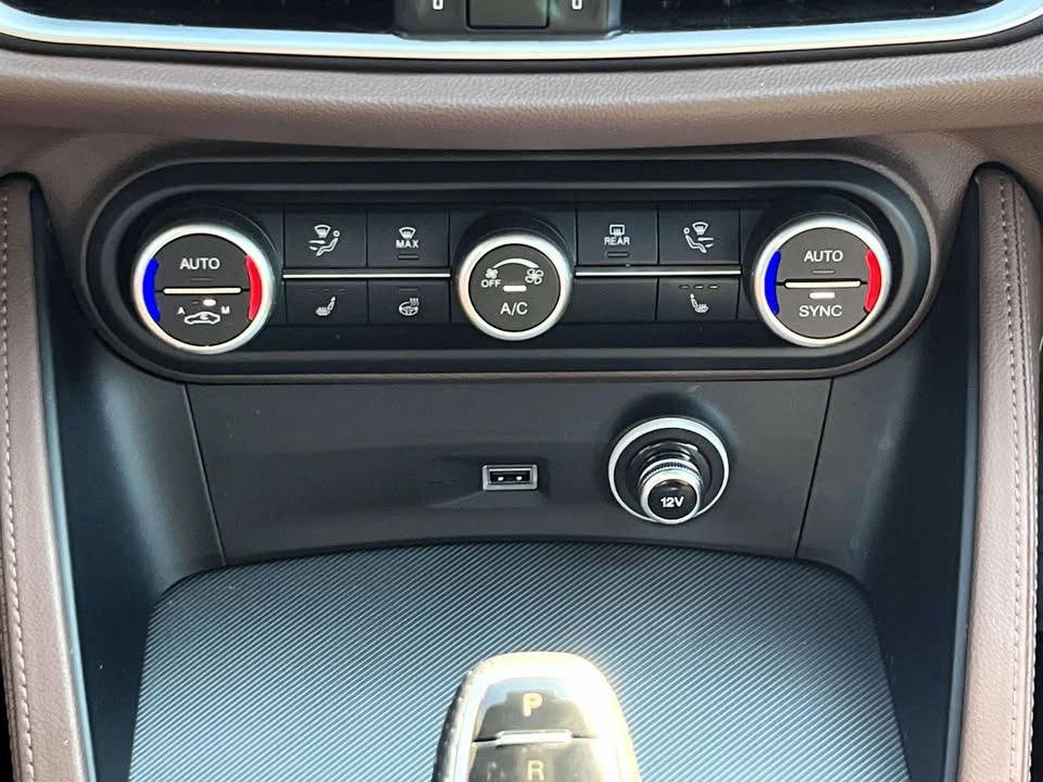 2021 Alfa Romeo Stelvio - Image 10 of 20