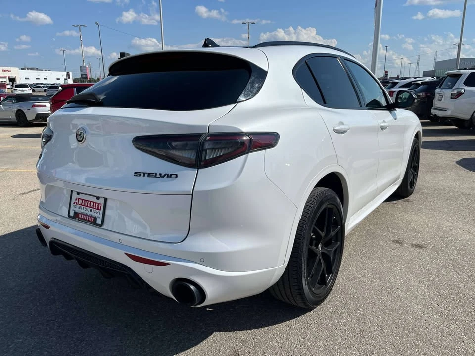 2021 Alfa Romeo Stelvio - Image 4 of 20