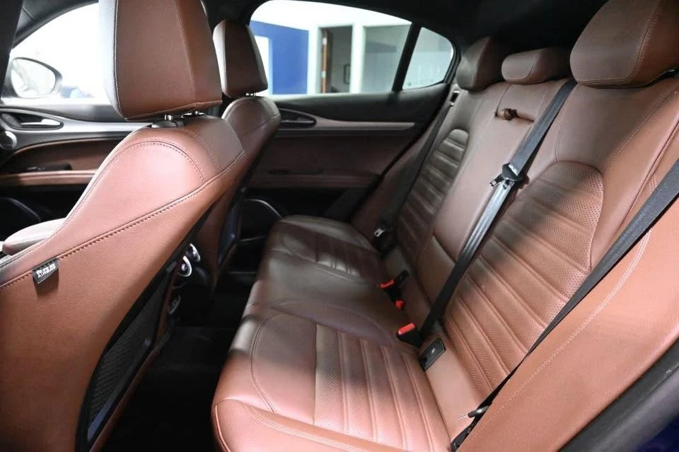 2021 Alfa Romeo Stelvio - Image 14 of 20