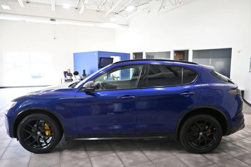 2021 Alfa Romeo Stelvio - Image 2 of 20