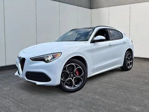 2021 Alfa Romeo Stelvio Sport