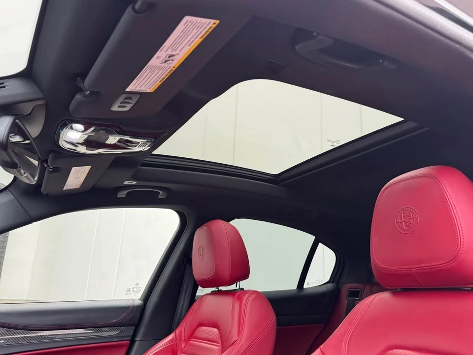 2021 Alfa Romeo Stelvio - Image 13 of 20