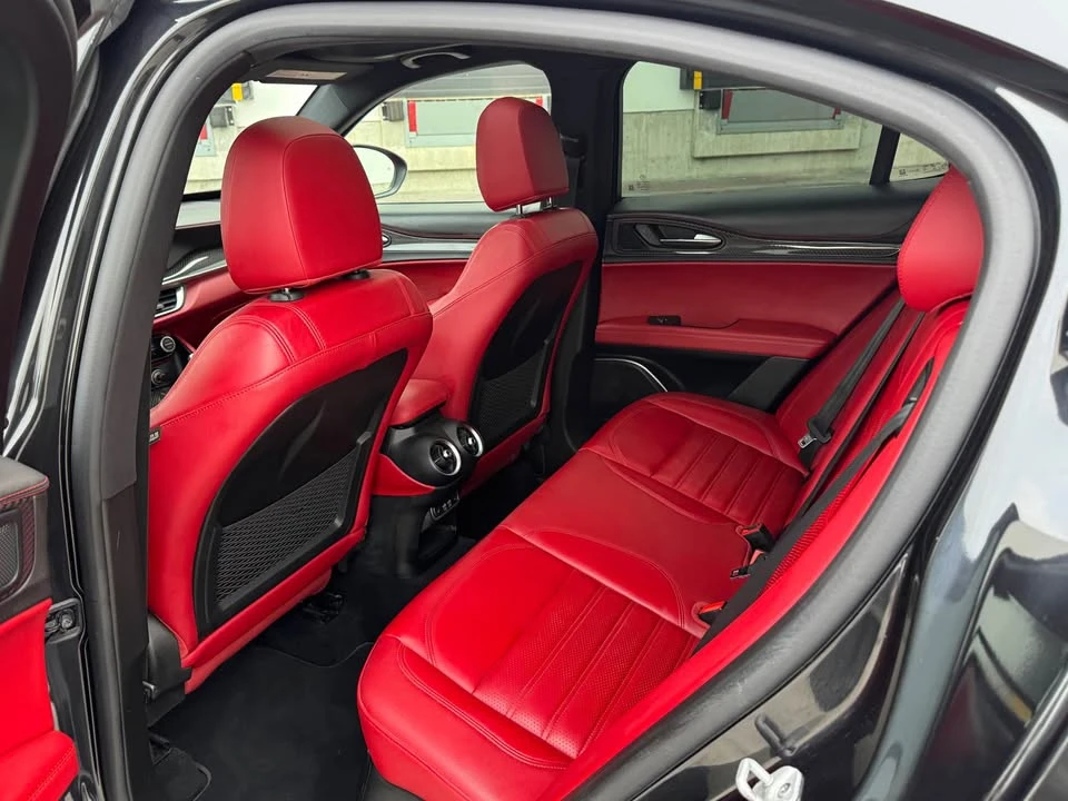 2021 Alfa Romeo Stelvio - Image 14 of 20