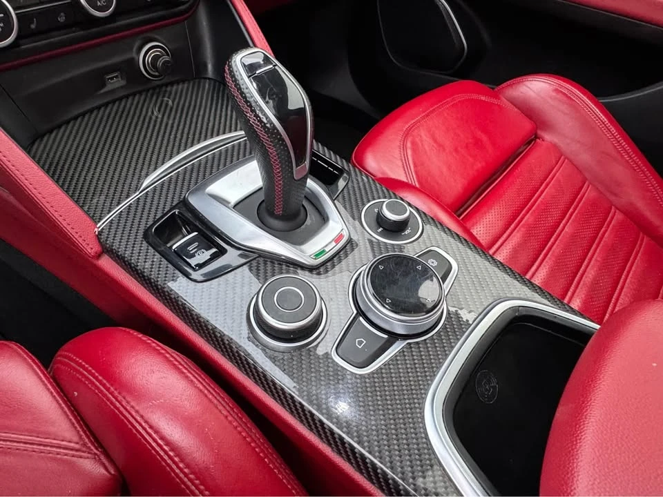 2021 Alfa Romeo Stelvio - Image 19 of 20