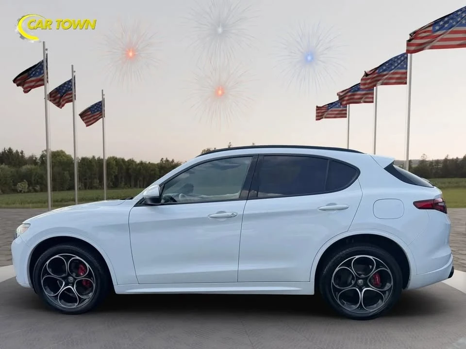 2021 Alfa Romeo Stelvio - Image 14 of 20