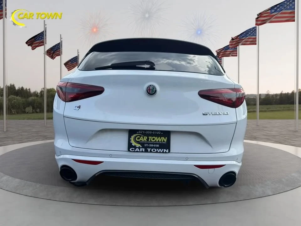 2021 Alfa Romeo Stelvio - Image 11 of 20