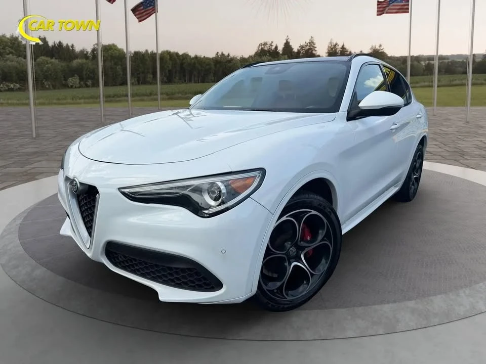 2021 Alfa Romeo Stelvio - Image 2 of 20
