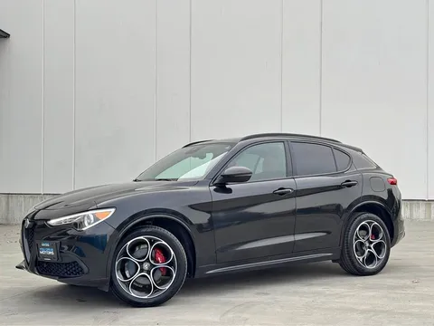 2021 Alfa Romeo Stelvio Ti Carbon Package
