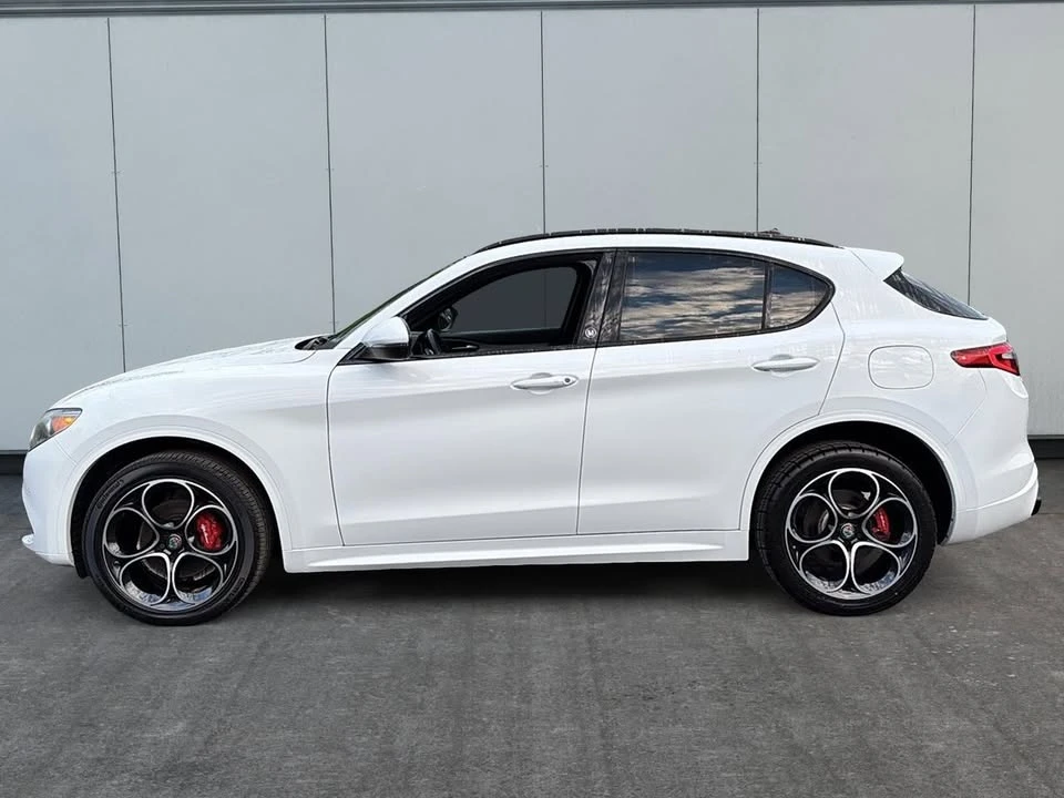 2021 Alfa Romeo Stelvio - Image 5 of 10