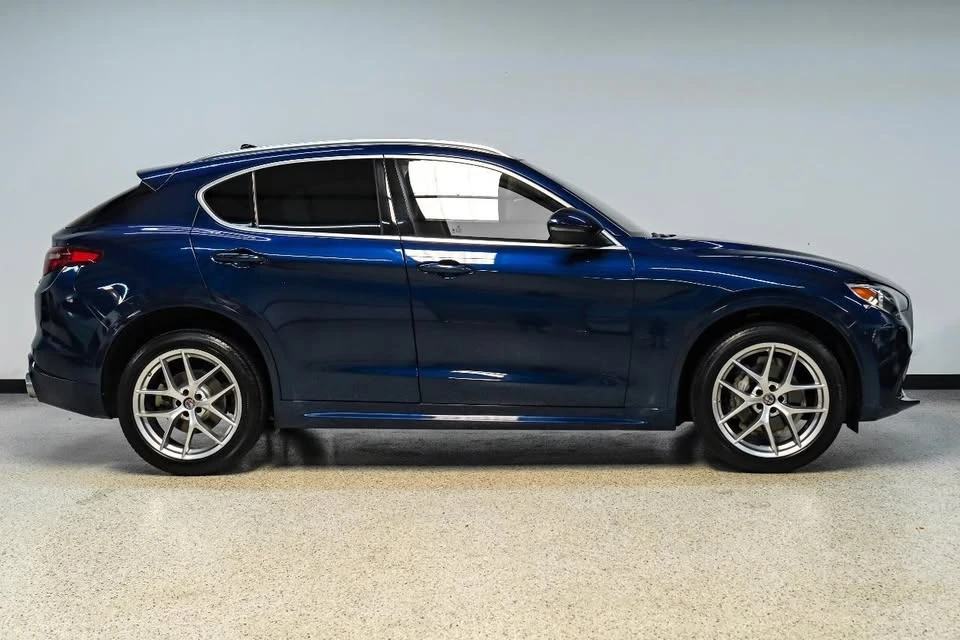 2021 Alfa Romeo Stelvio - Image 10 of 20