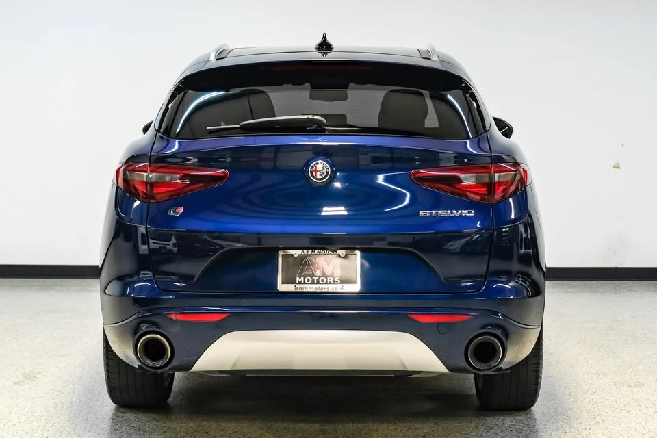 2021 Alfa Romeo Stelvio - Image 11 of 19