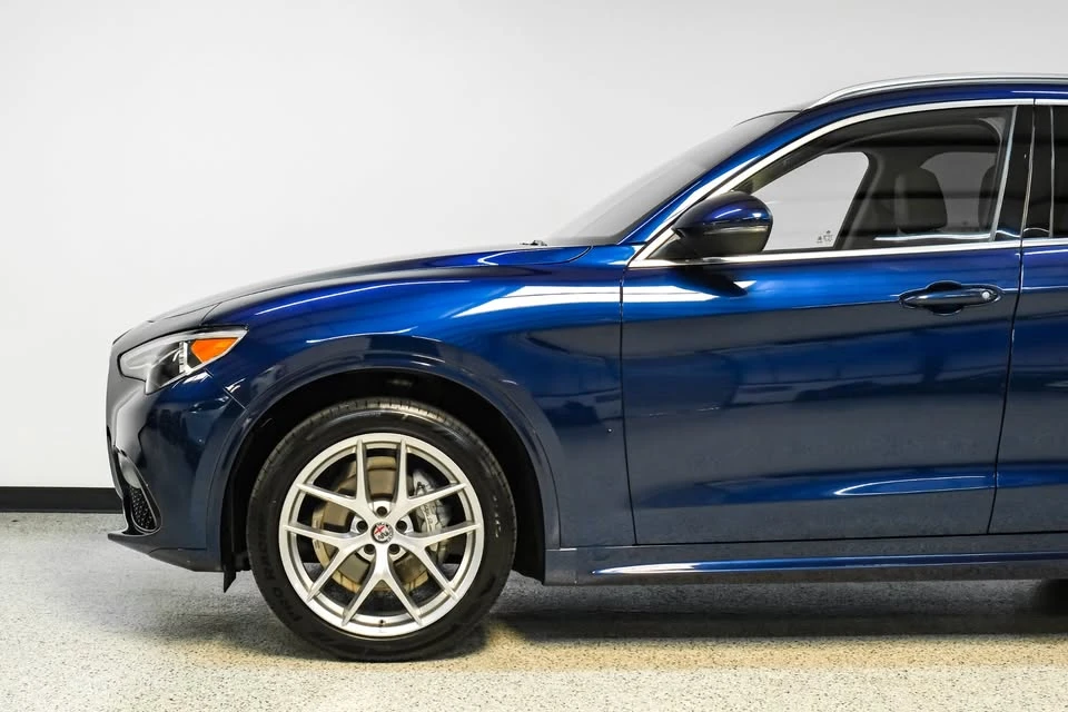 2021 Alfa Romeo Stelvio - Image 14 of 19
